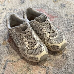 New Balance Kids Gray and Cream Mesh Athletic Sneakers